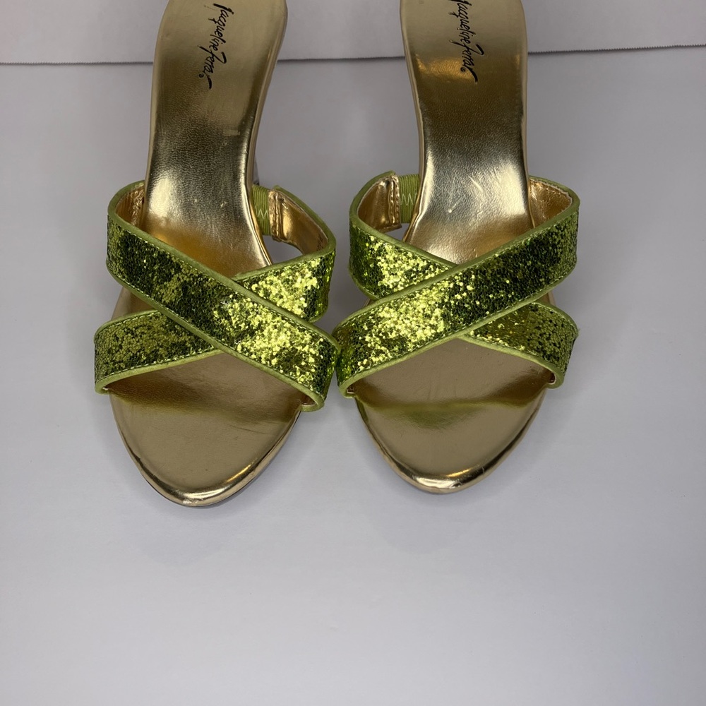 Jacqueline Ferrar heels
